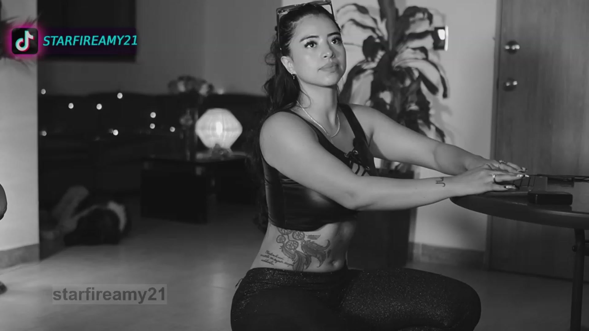 Gallery image thumbnail from Amy_Starfire's myfreecams stream on, 10/27/2023, 02:40 image 13 of 20