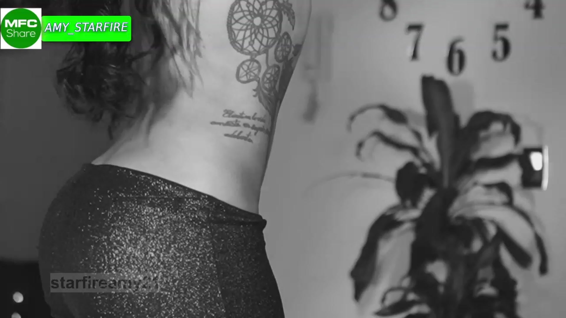 Gallery image thumbnail from Amy_Starfire's myfreecams stream on, 10/27/2023, 02:40 image 4 of 20