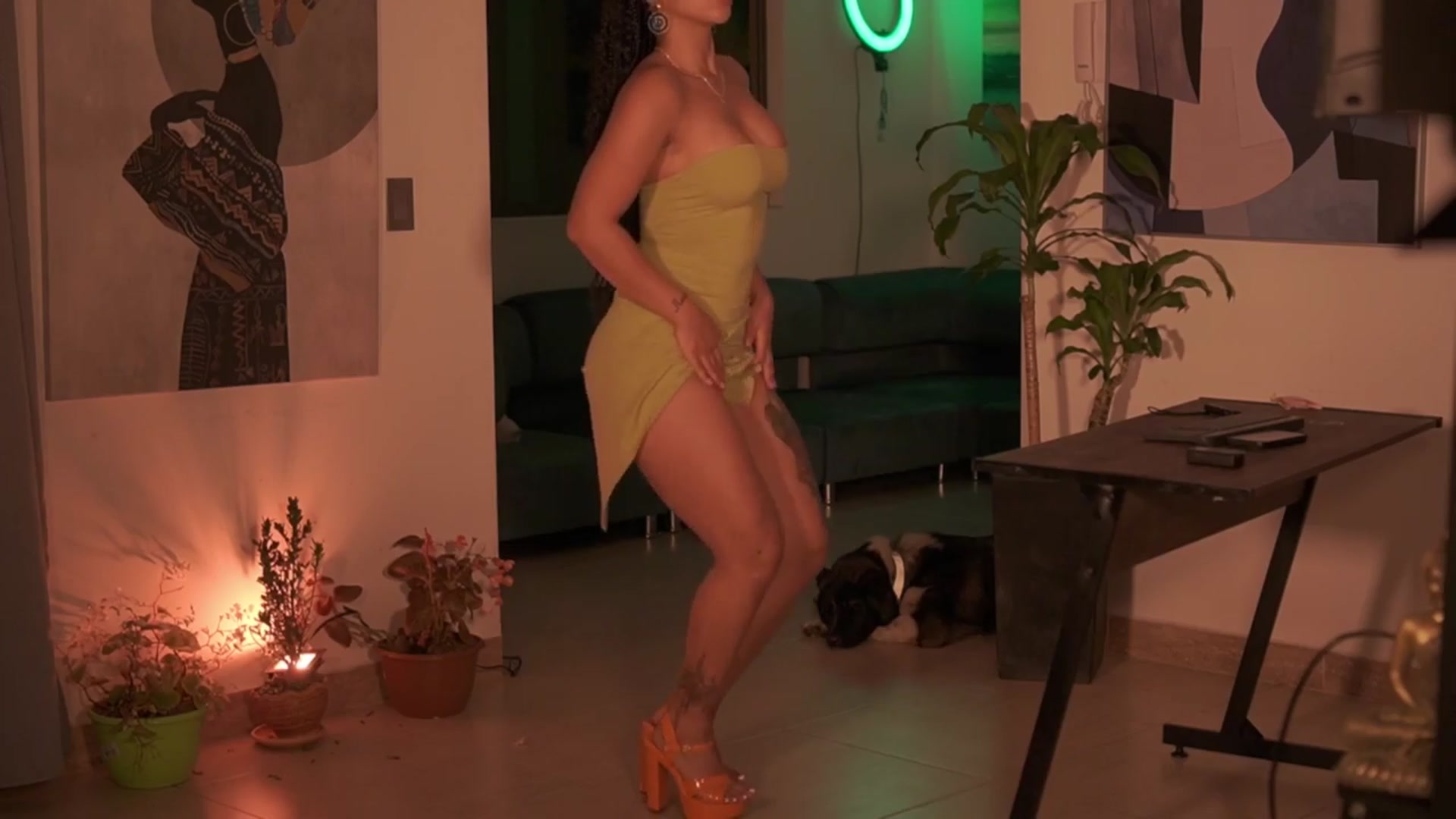 Gallery image thumbnail from Amy_Starfire's myfreecams stream on, 03/26/2024, 03:31 image 6 of 20