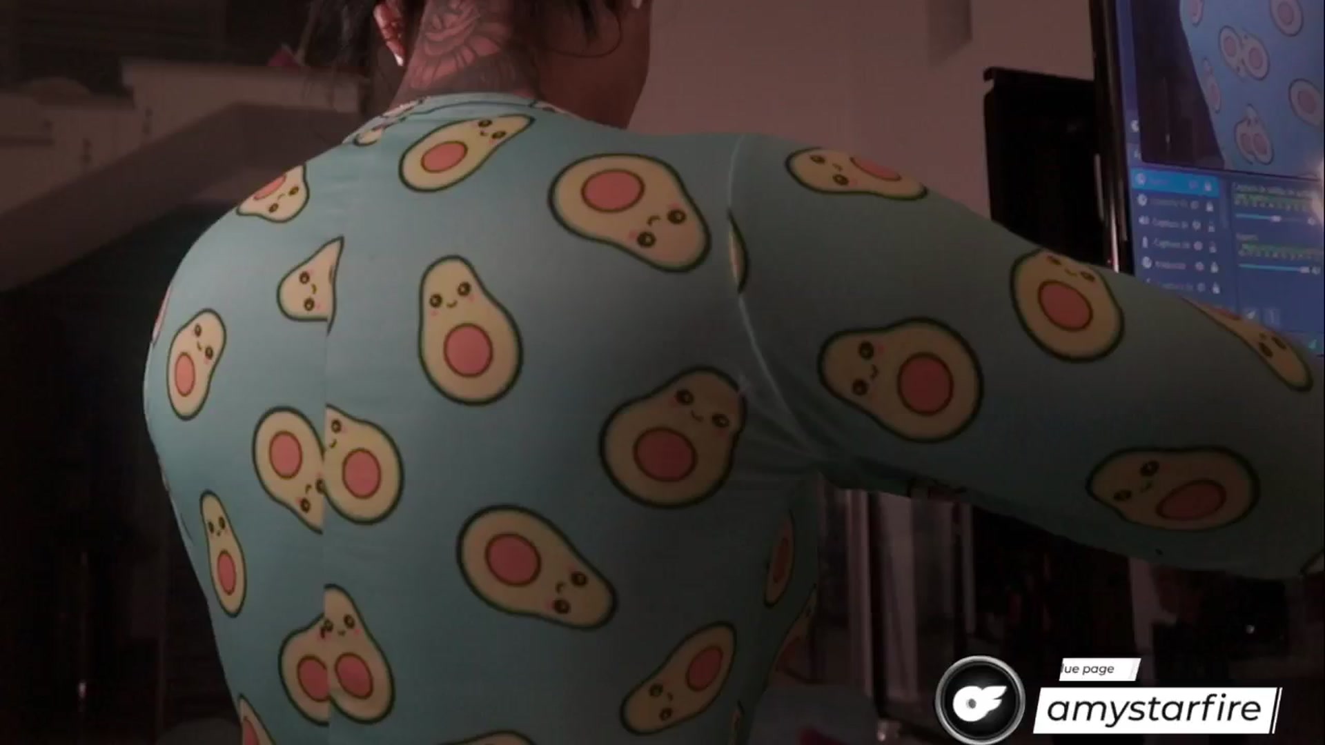 Gallery image thumbnail from Amy_Starfire's myfreecams stream on, 10/01/2024, 08:05 image 8 of 20
