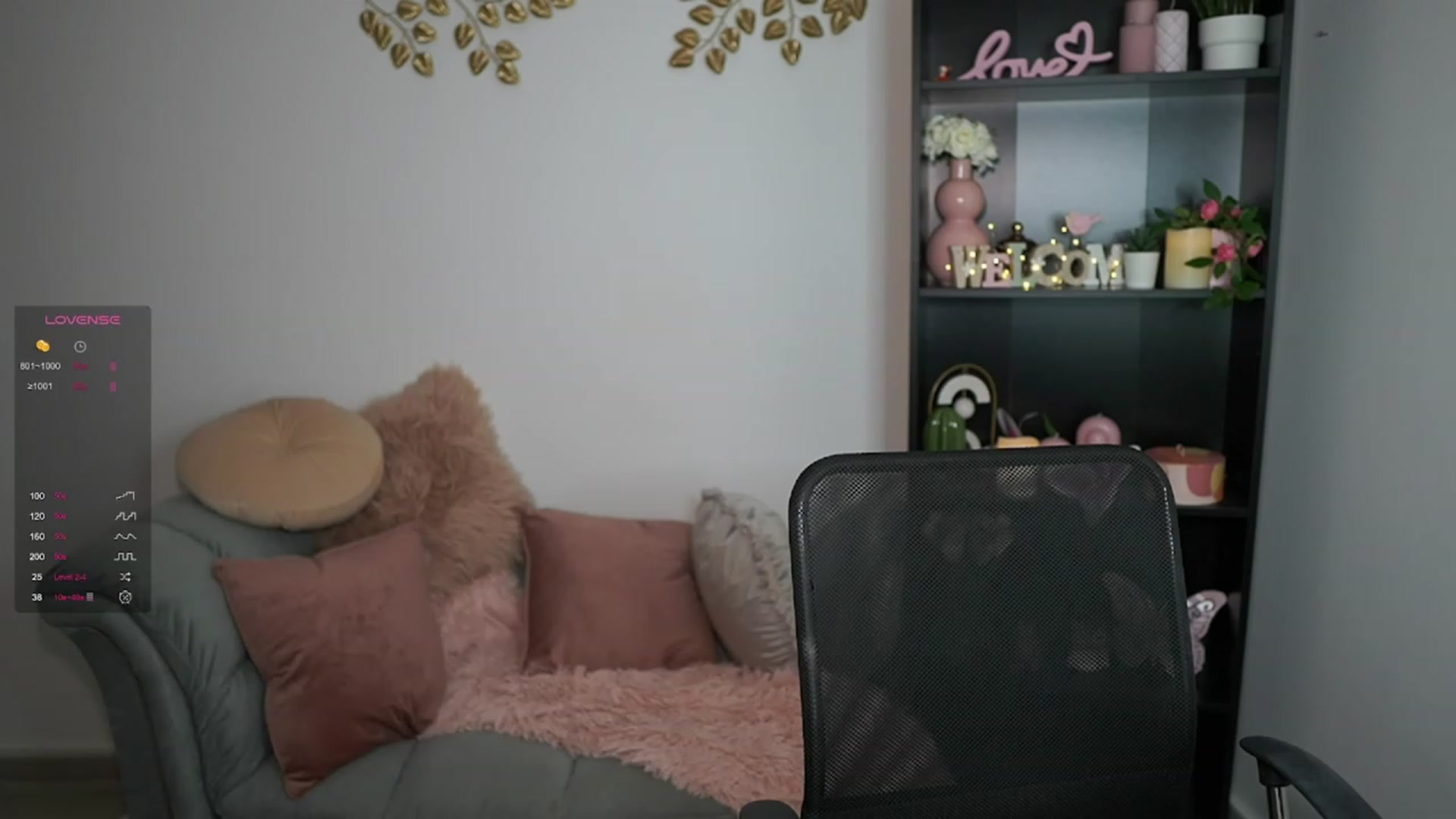 Gallery image thumbnail from Amy__Johns's myfreecams stream on, 02/28/2024, 13:26 image 8 of 20