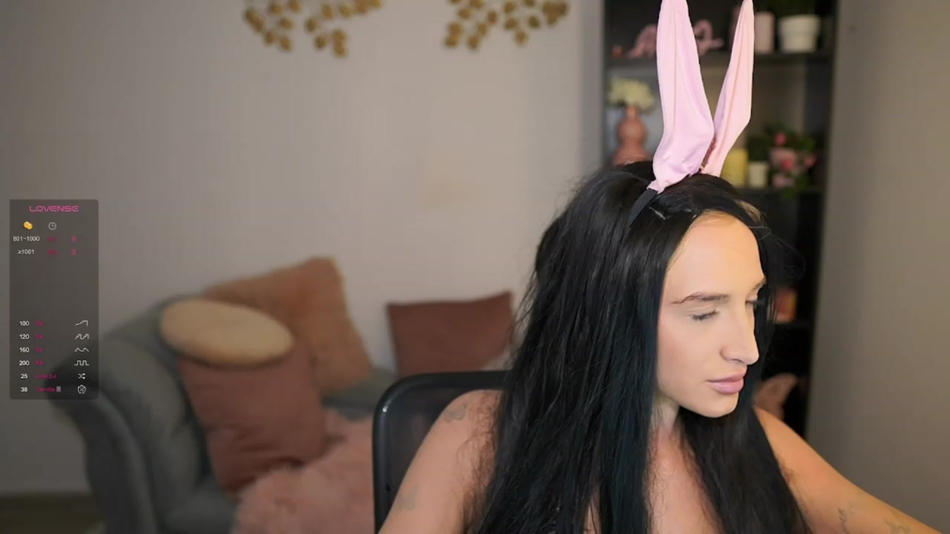Gallery image thumbnail from Amy__Johns's myfreecams stream on, 03/05/2024, 18:03 image 8 of 20