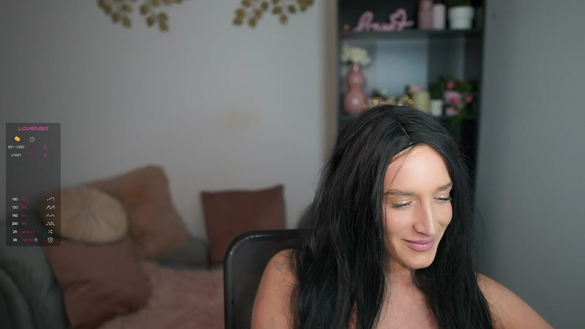 Gallery image thumbnail from Amy__Johns's myfreecams stream on, 03/06/2024, 19:36 image 9 of 20