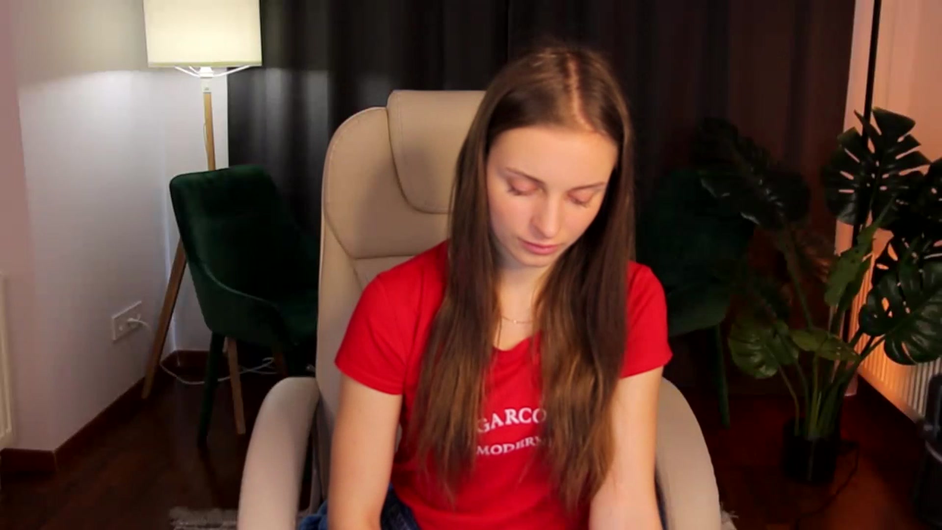Gallery image thumbnail from Amy__Reid's myfreecams stream on, 04/17/2023, 10:04 image 17 of 20