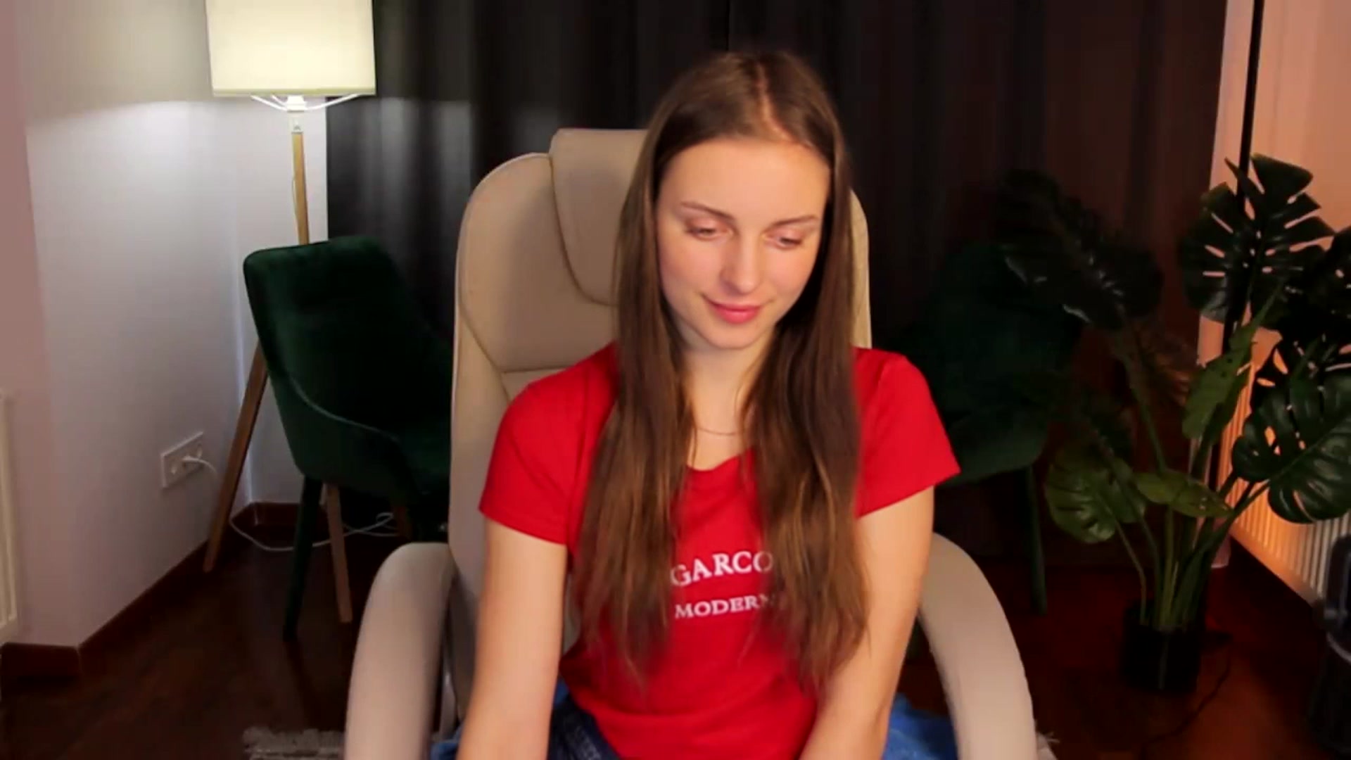 Gallery image thumbnail from Amy__Reid's myfreecams stream on, 04/17/2023, 10:04 image 18 of 20