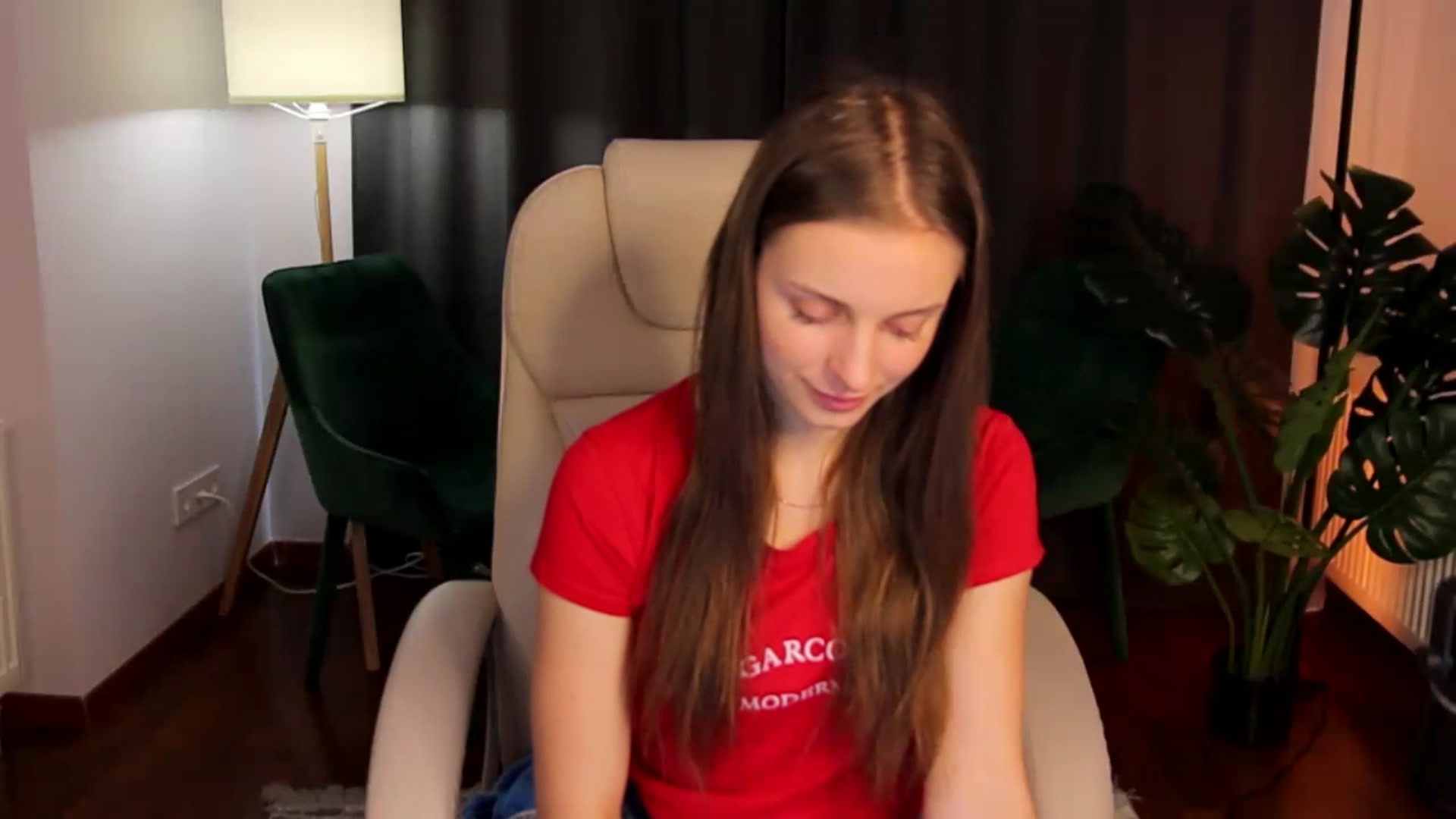 Gallery image thumbnail from Amy__Reid's myfreecams stream on, 04/17/2023, 10:04 image 15 of 20