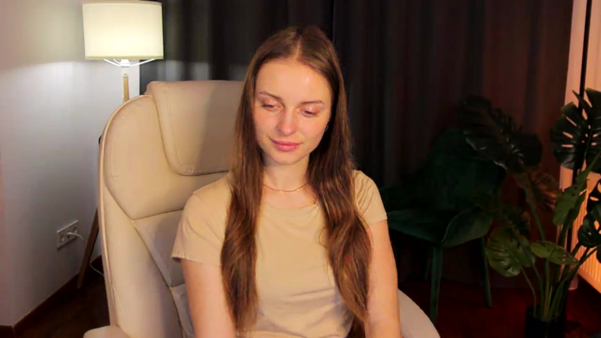 Gallery image thumbnail from Amy__Reid's myfreecams stream on, 04/18/2023, 11:32 image 18 of 20