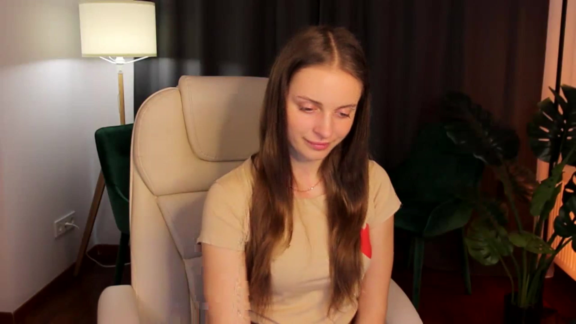 Gallery image thumbnail from Amy__Reid's myfreecams stream on, 04/18/2023, 11:32 image 15 of 20