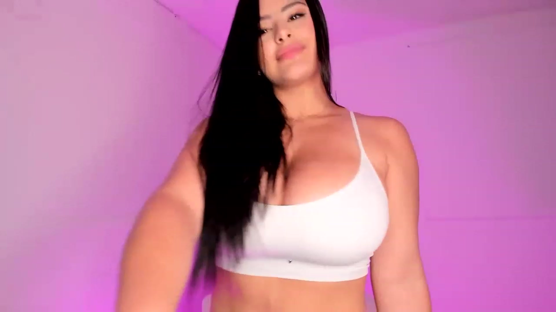 Gallery image thumbnail from Amy_corleone's myfreecams stream on, 01/16/2023, 19:55 image 4 of 20