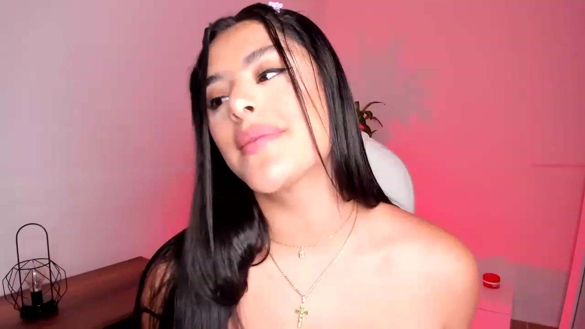 Gallery image thumbnail from Amy_corleone's myfreecams stream on, 02/13/2023, 14:59 image 7 of 20