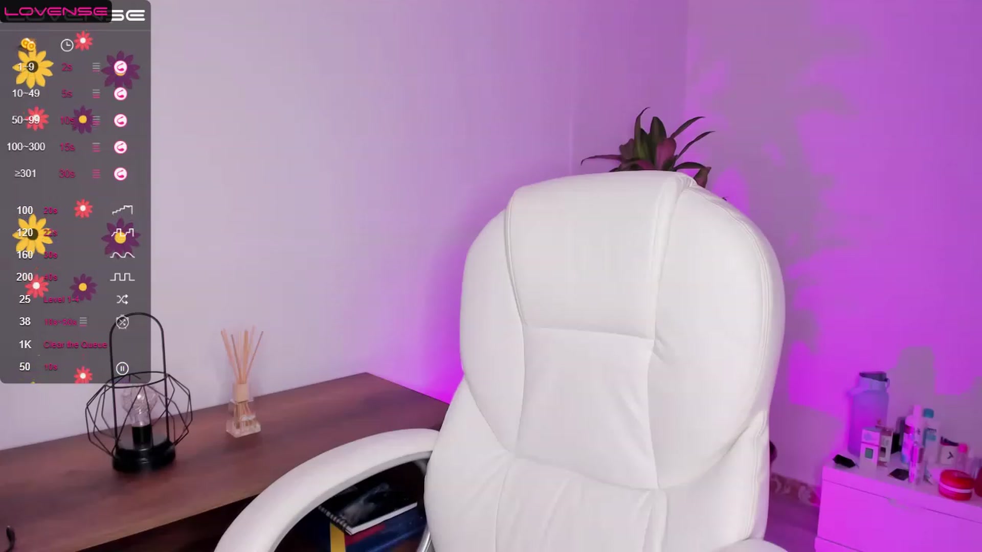 Gallery image thumbnail from Amy_corleone's myfreecams stream on, 03/16/2023, 17:40 image 12 of 20