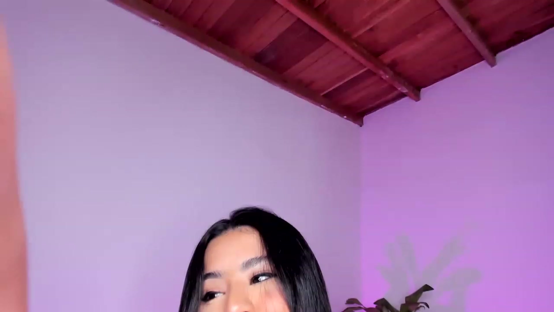 Gallery image thumbnail from Amy_corleone's myfreecams stream on, 05/05/2023, 14:12 image 11 of 20