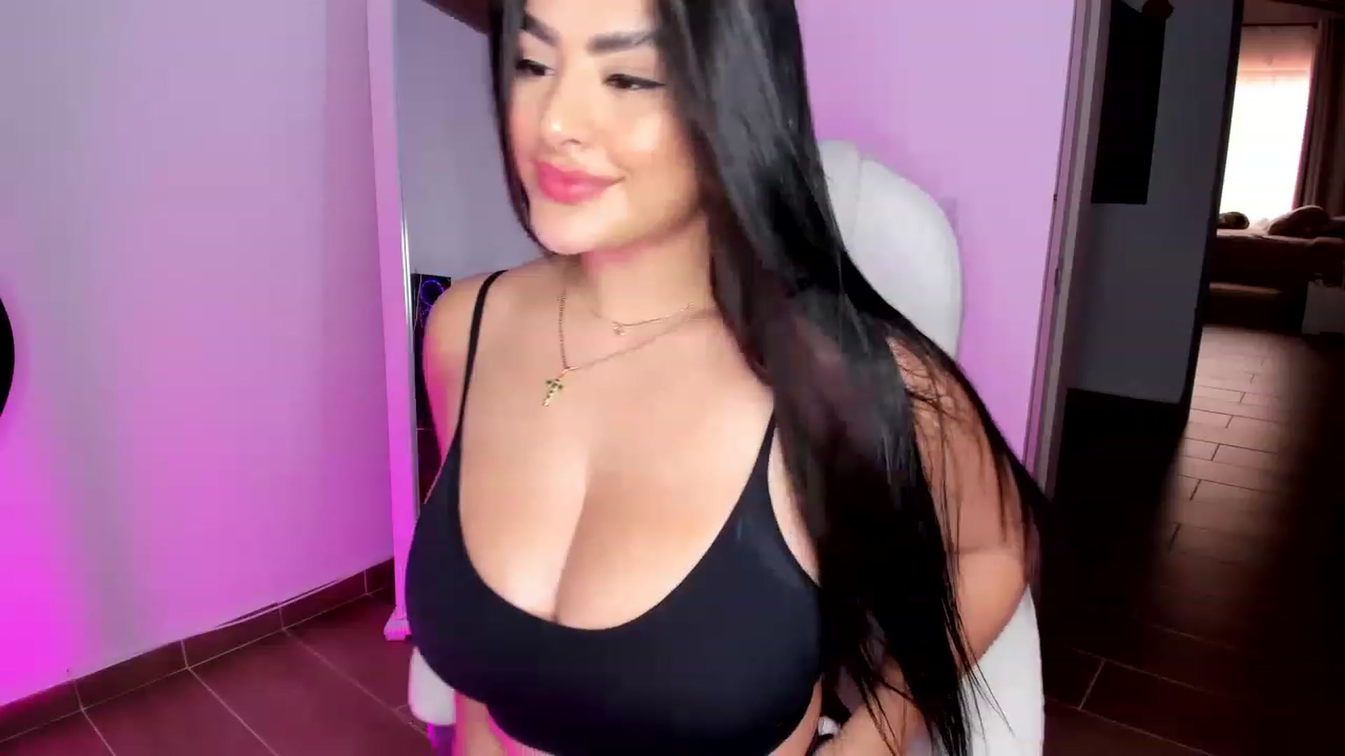 Gallery image thumbnail from Amy_corleone's myfreecams stream on, 05/11/2023, 16:10 image 9 of 20