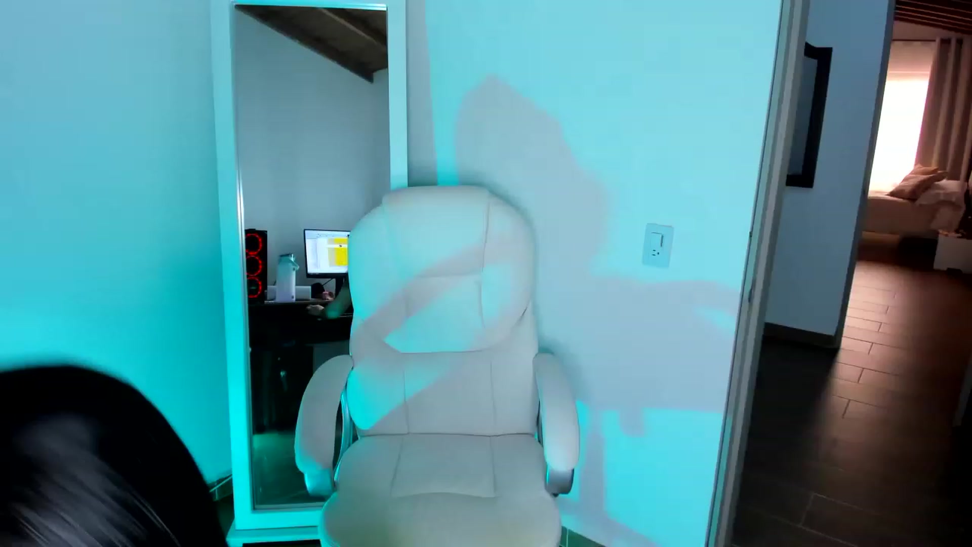 Gallery image thumbnail from Amy_corleone's myfreecams stream on, 05/30/2023, 15:22 image 13 of 20