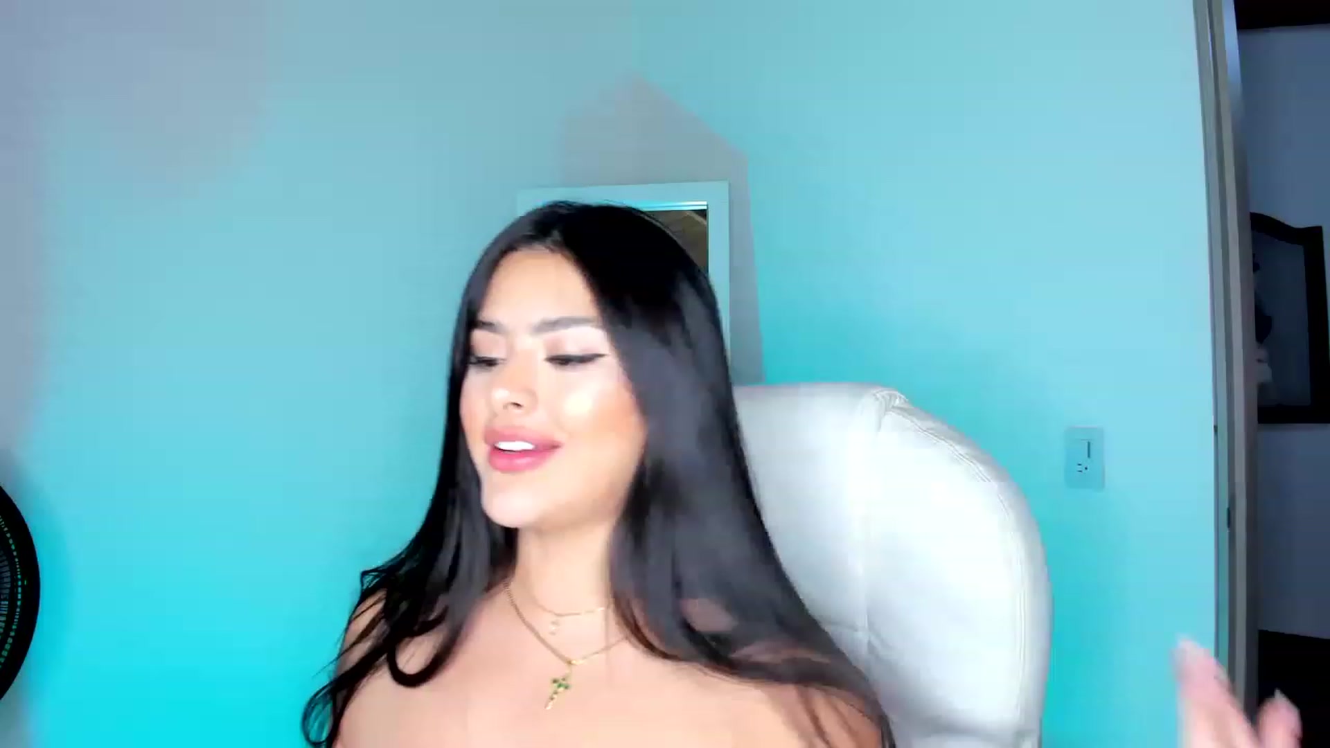 Gallery image thumbnail from Amy_corleone's myfreecams stream on, 06/08/2023, 15:56 image 2 of 20