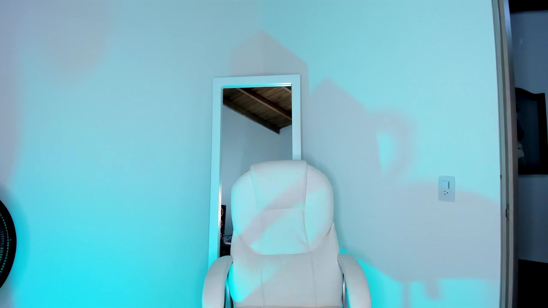 Gallery image thumbnail from Amy_corleone's myfreecams stream on, 06/08/2023, 15:56 image 3 of 20