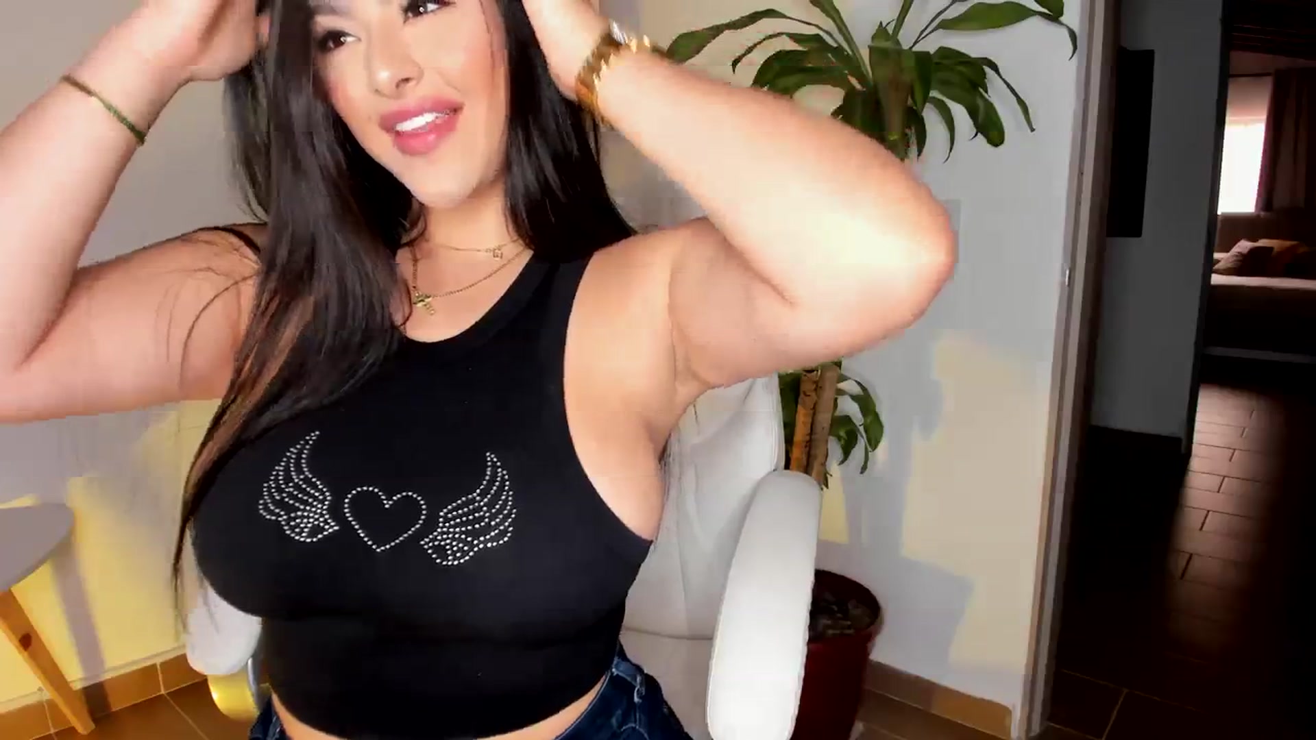 Gallery image thumbnail from Amy_corleone's myfreecams stream on, 11/04/2023, 16:54 image 14 of 20