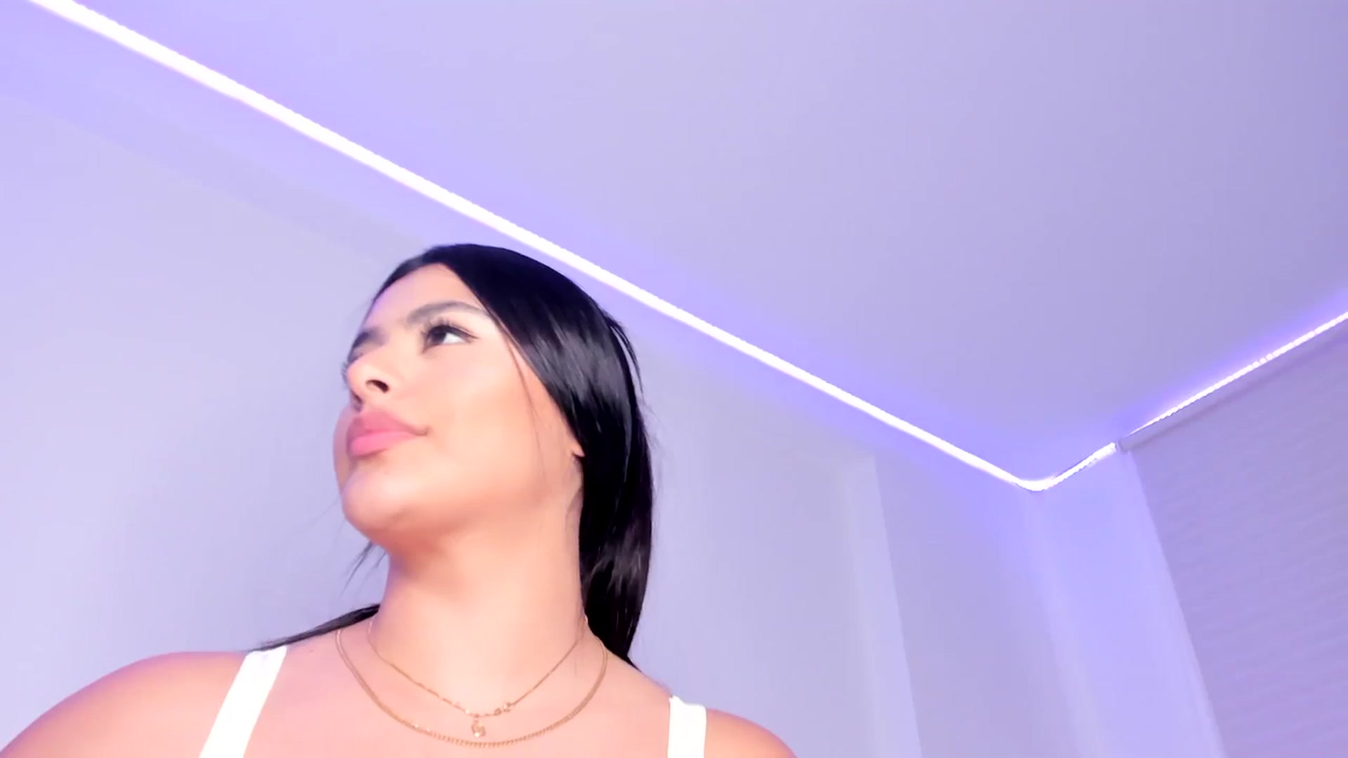 Gallery image thumbnail from Amy_corleone's myfreecams stream on, 12/01/2023, 20:35 image 20 of 20