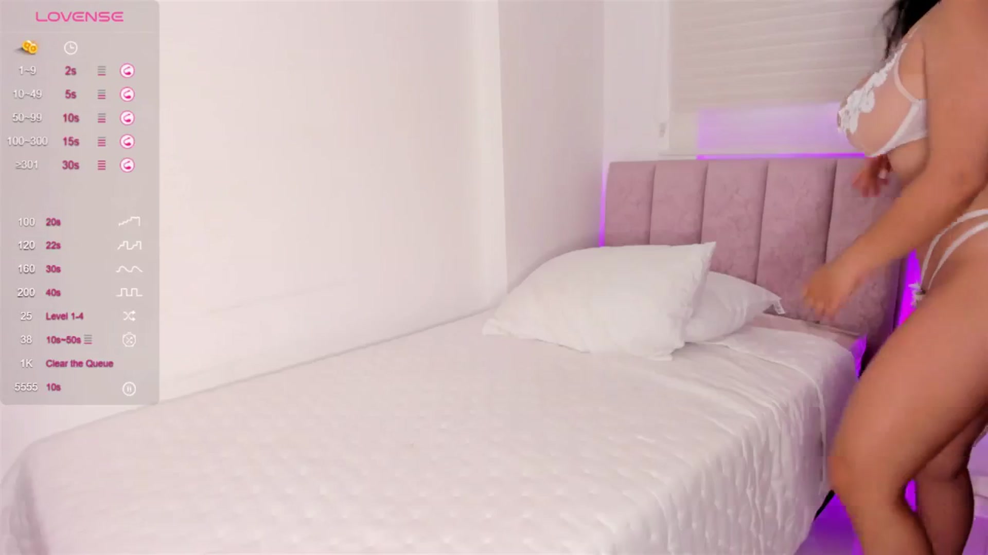 Gallery image thumbnail from Amy_corleone's myfreecams stream on, 01/27/2024, 21:17 image 12 of 20
