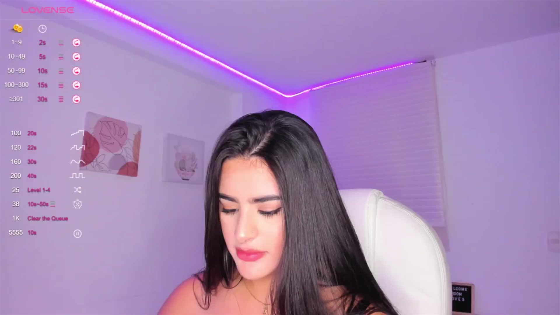 Gallery image thumbnail from Amy_corleone's myfreecams stream on, 05/03/2024, 19:10 image 3 of 20