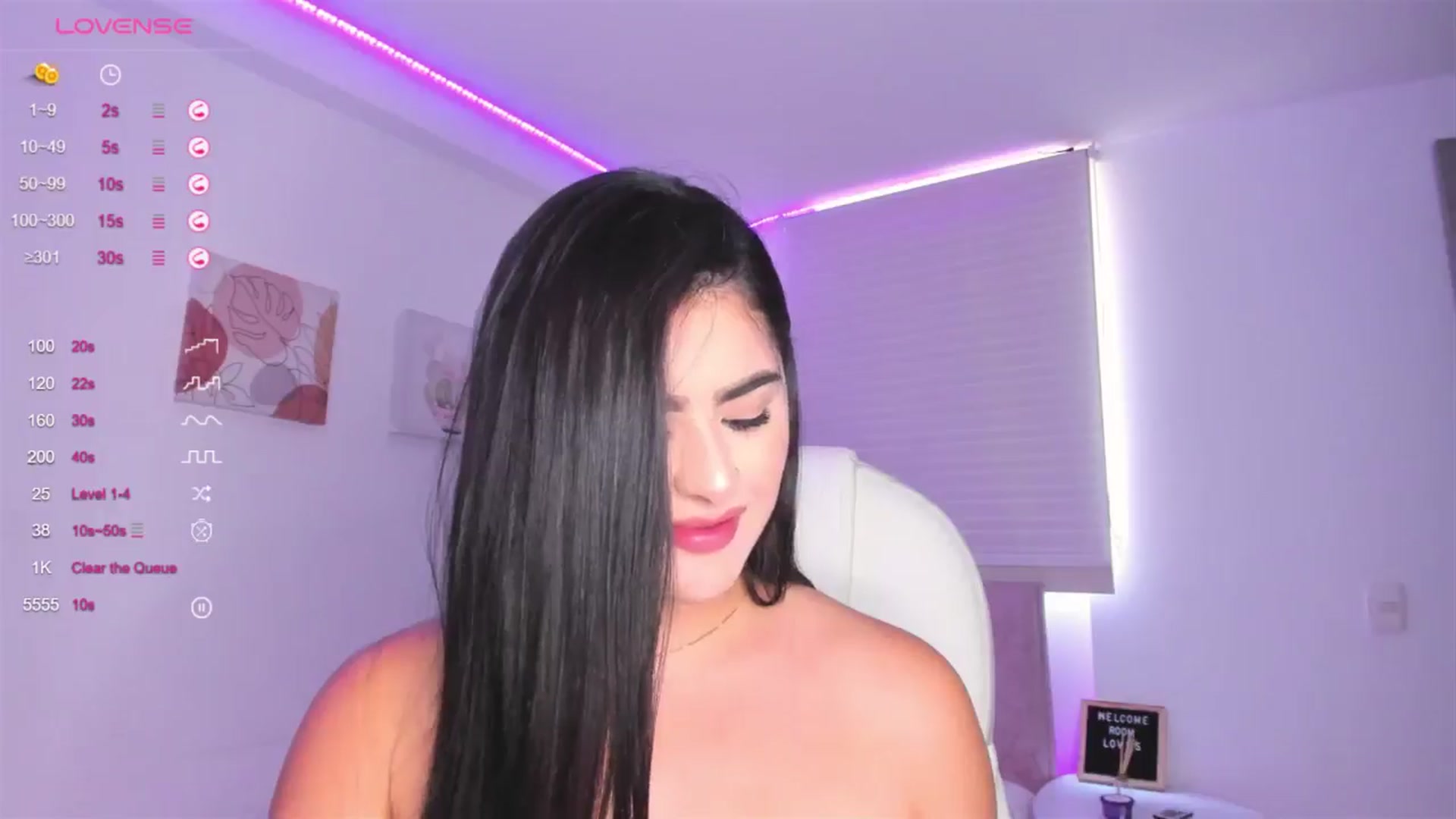 Gallery image thumbnail from Amy_corleone's myfreecams stream on, 05/06/2024, 18:03 image 6 of 20