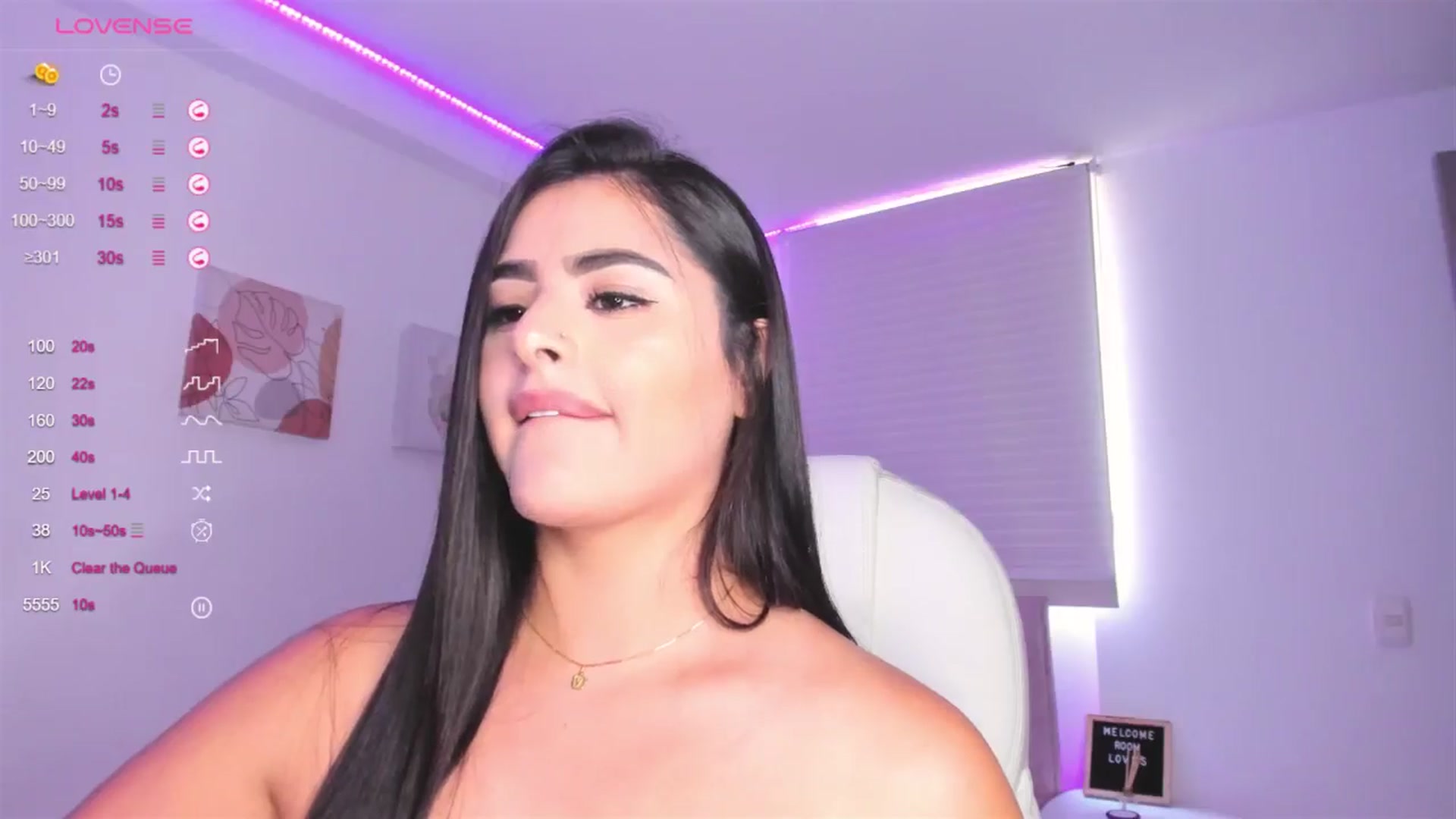 Gallery image thumbnail from Amy_corleone's myfreecams stream on, 05/06/2024, 18:03 image 2 of 20