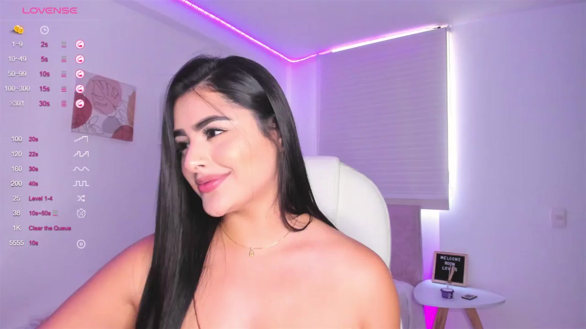 Gallery image thumbnail from Amy_corleone's myfreecams stream on, 05/06/2024, 18:03 image 7 of 20