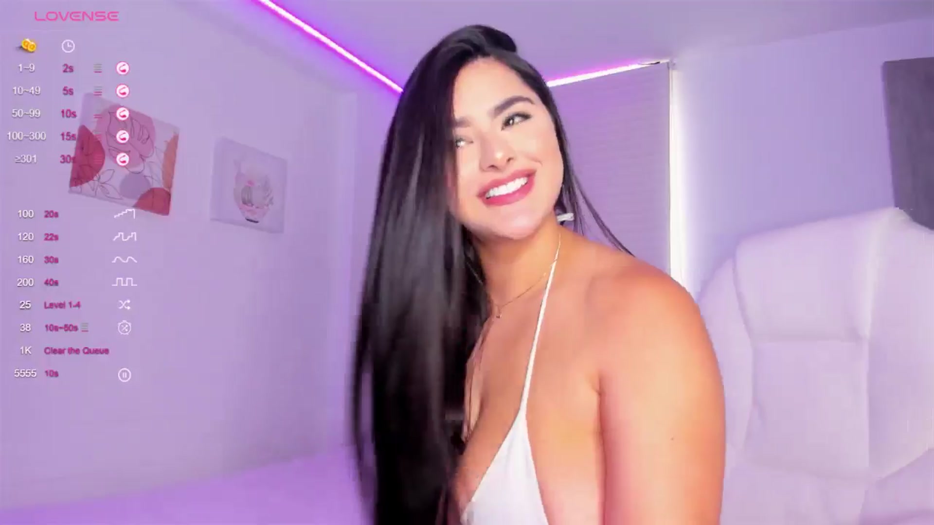 Gallery image thumbnail from Amy_corleone's myfreecams stream on, 05/28/2024, 17:50 image 14 of 20