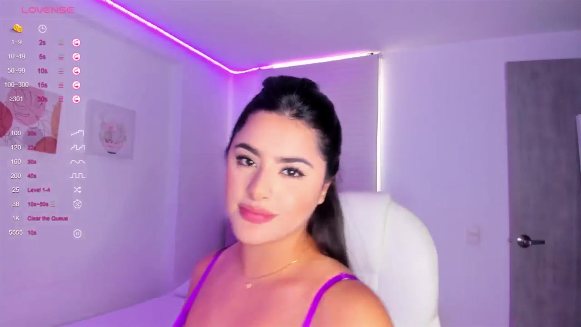 Gallery image thumbnail from Amy_corleone's myfreecams stream on, 05/29/2024, 18:07 image 18 of 20