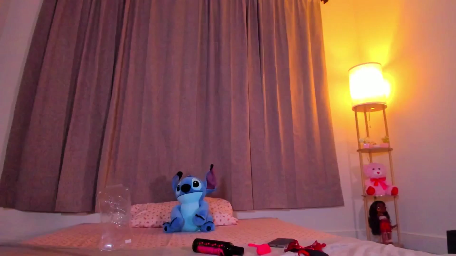 Gallery image thumbnail from Amyheaven_'s myfreecams stream on, 04/02/2025, 08:06 image 4 of 20