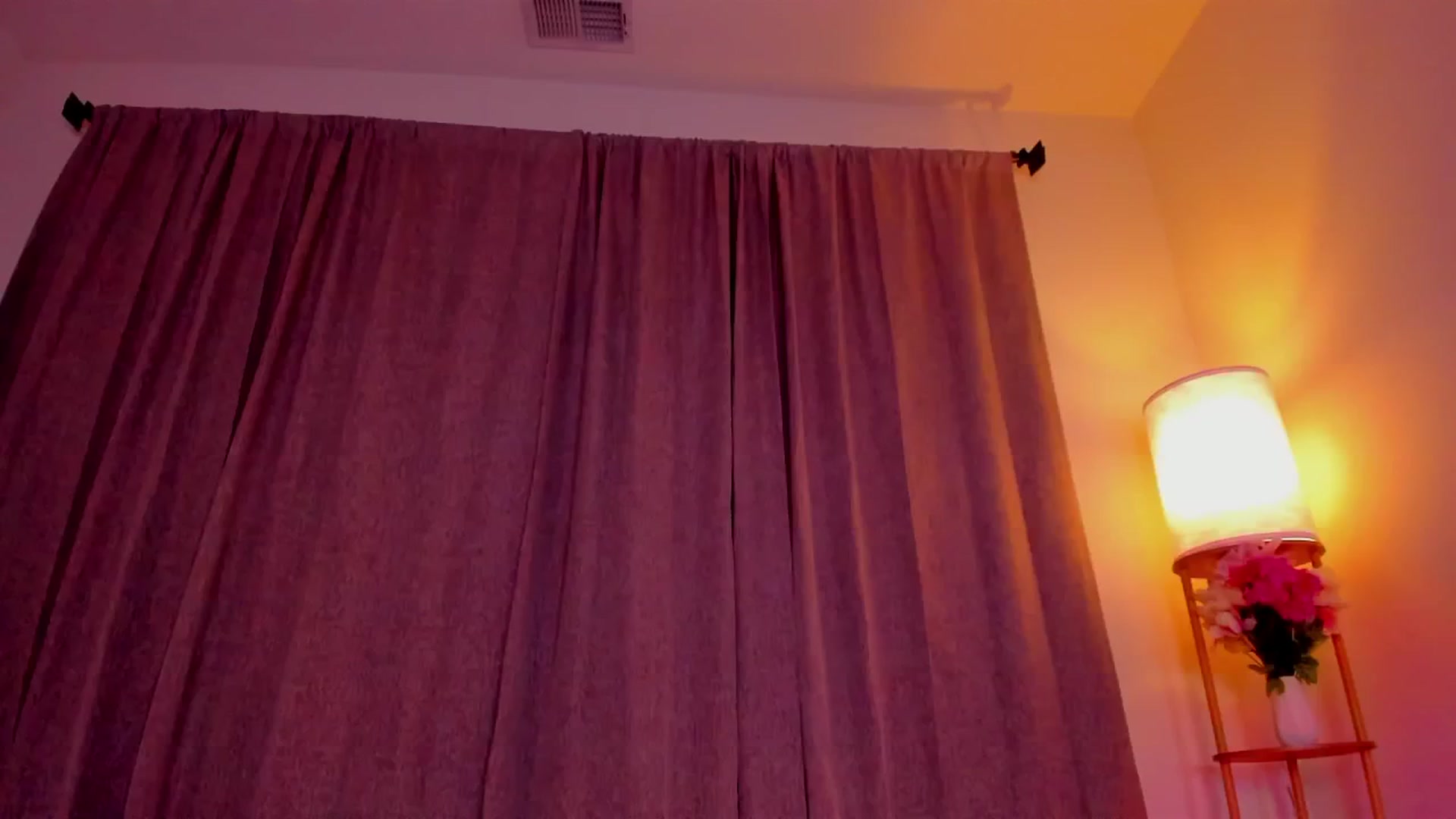 Gallery image thumbnail from Amyheaven_'s myfreecams stream on, 05/07/2025, 09:04 image 6 of 20