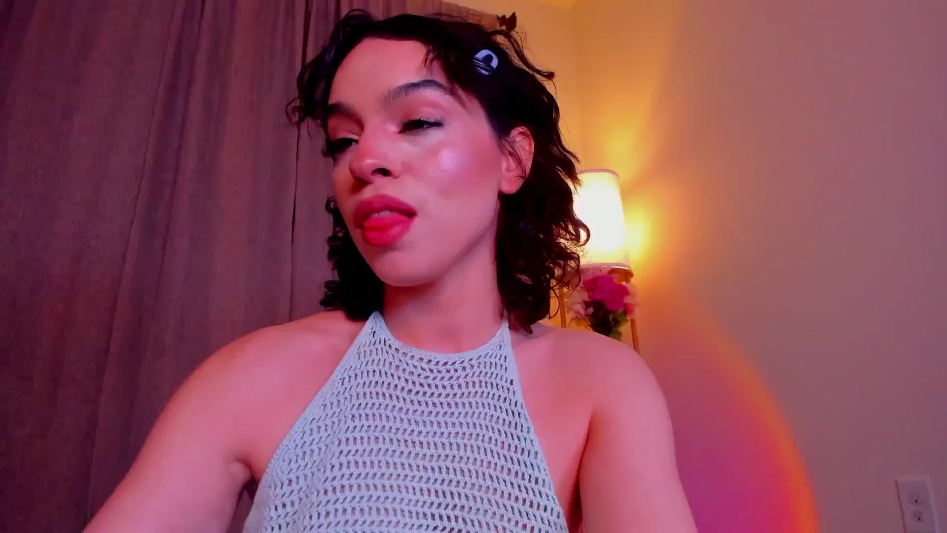 Gallery image thumbnail from Amyheaven_'s myfreecams stream on, 05/07/2025, 09:04 image 13 of 20