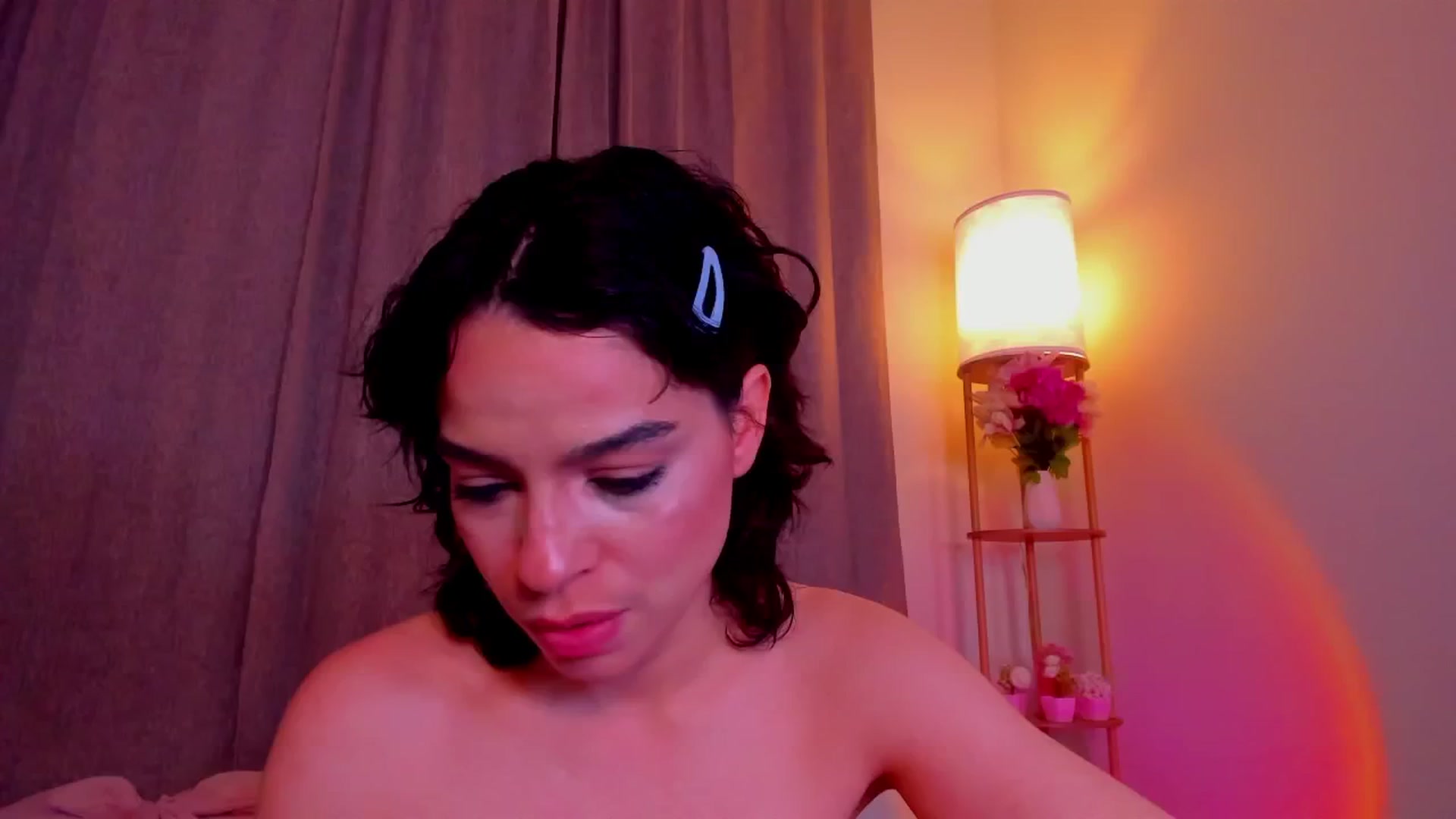 Gallery image thumbnail from Amyheaven_'s myfreecams stream on, 05/07/2025, 10:42 image 18 of 20