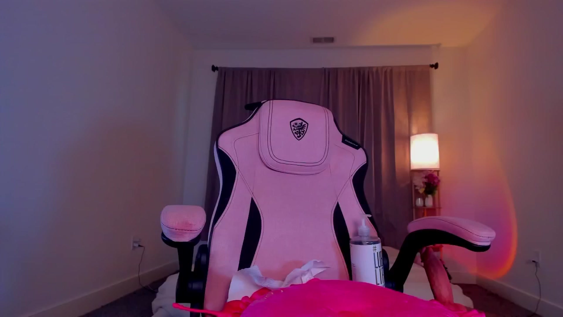 Gallery image thumbnail from Amyheaven_'s myfreecams stream on, 05/11/2025, 10:47 image 6 of 20