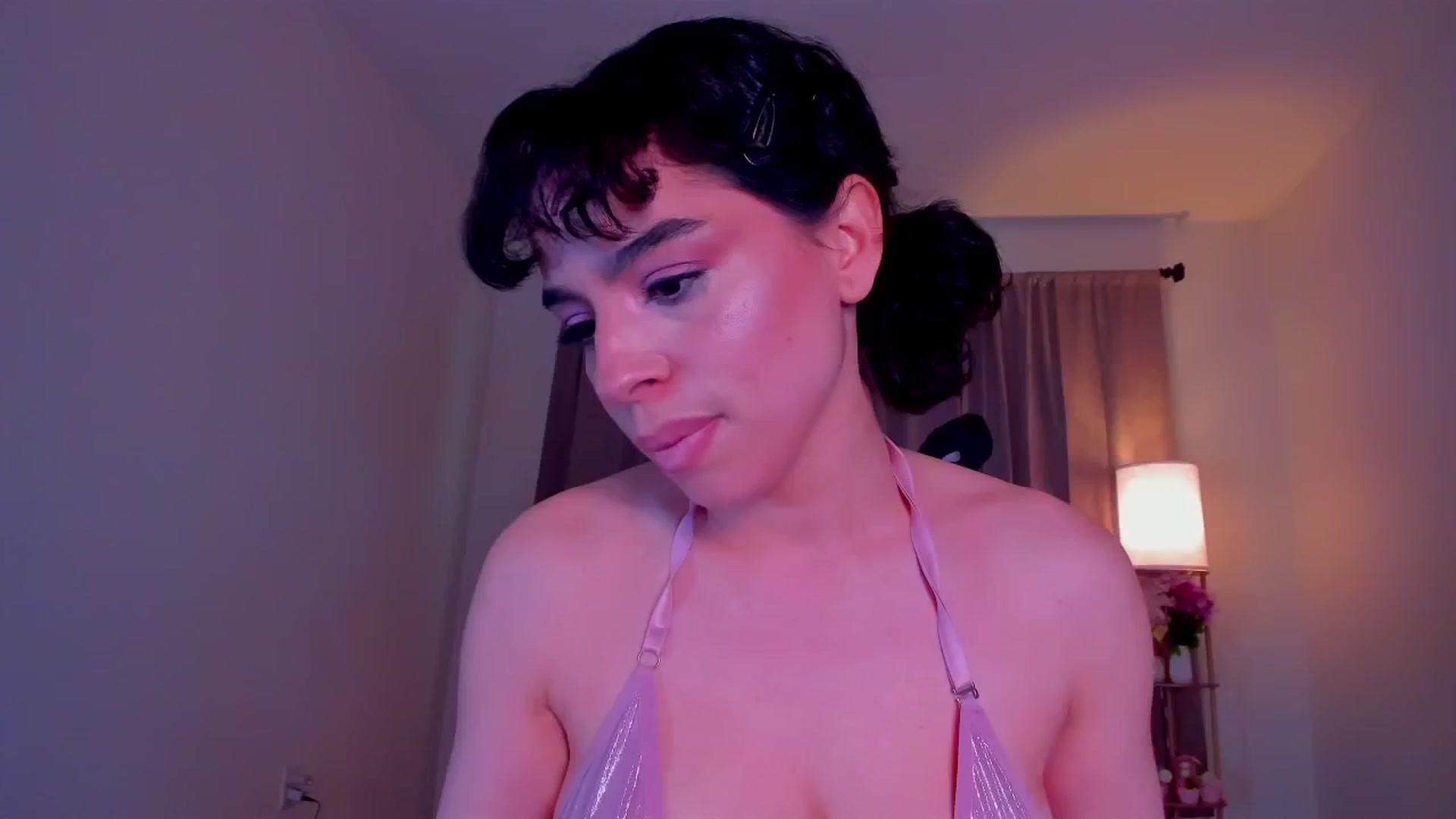 Gallery image thumbnail from Amyheaven_'s myfreecams stream on, 05/12/2025, 10:16 image 15 of 20