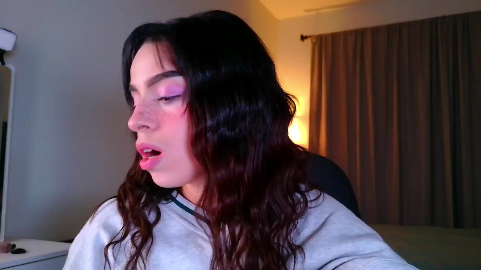 Gallery image thumbnail from Amyheaven_'s myfreecams stream on, 10/22/2025, 09:34 image 5 of 20