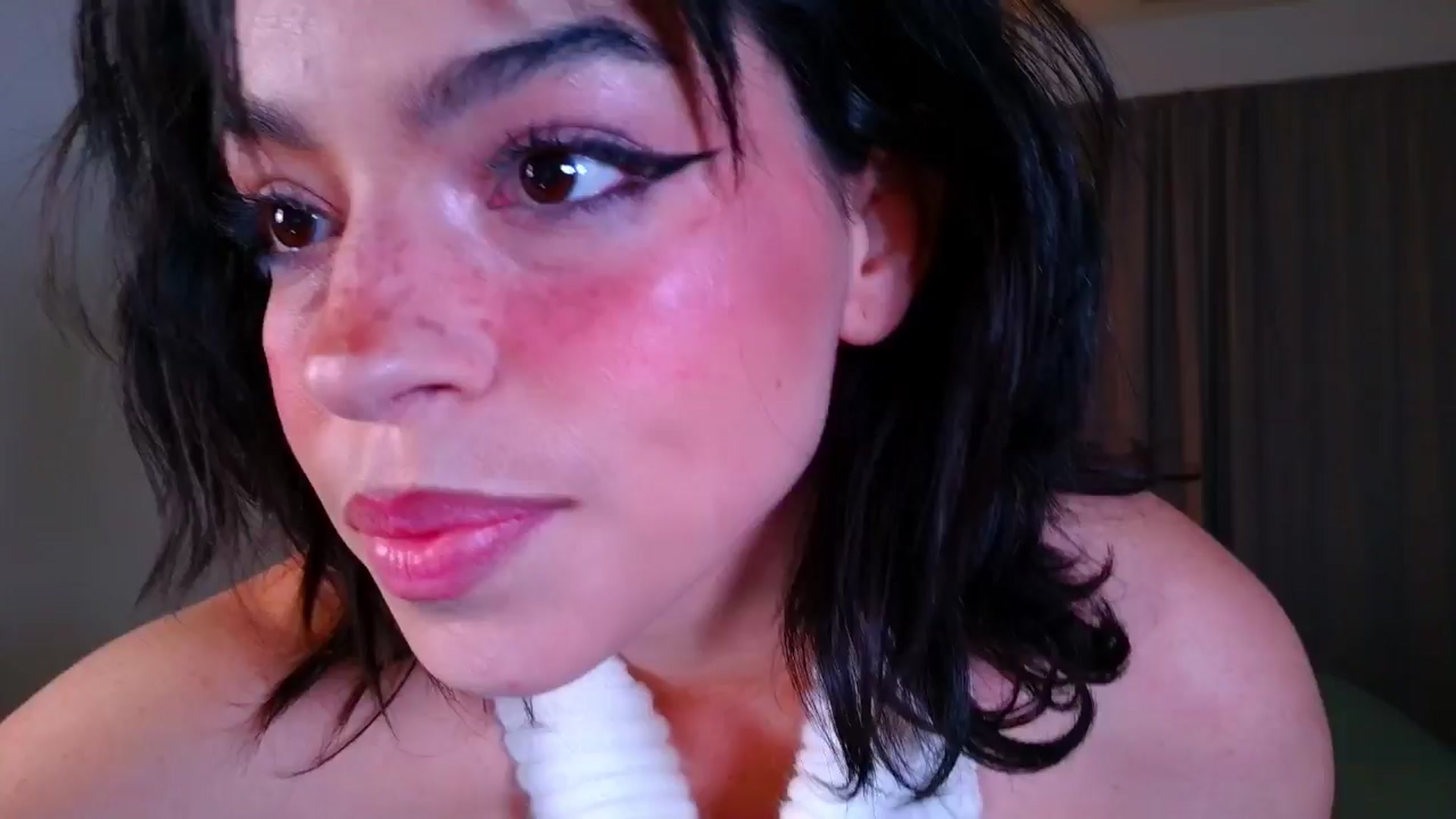 Gallery image thumbnail from Amyheaven_'s myfreecams stream on, 10/24/2025, 08:55 image 1 of 20