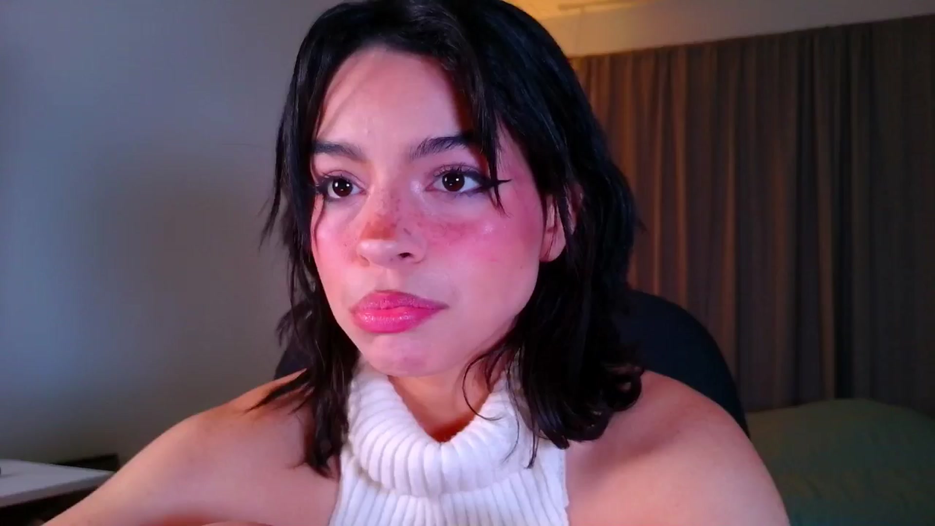Gallery image thumbnail from Amyheaven_'s myfreecams stream on, 10/24/2025, 09:46 image 17 of 20