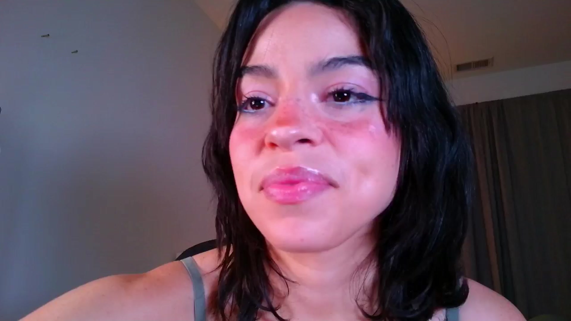 Gallery image thumbnail from Amyheaven_'s myfreecams stream on, 10/26/2025, 09:13 image 8 of 20