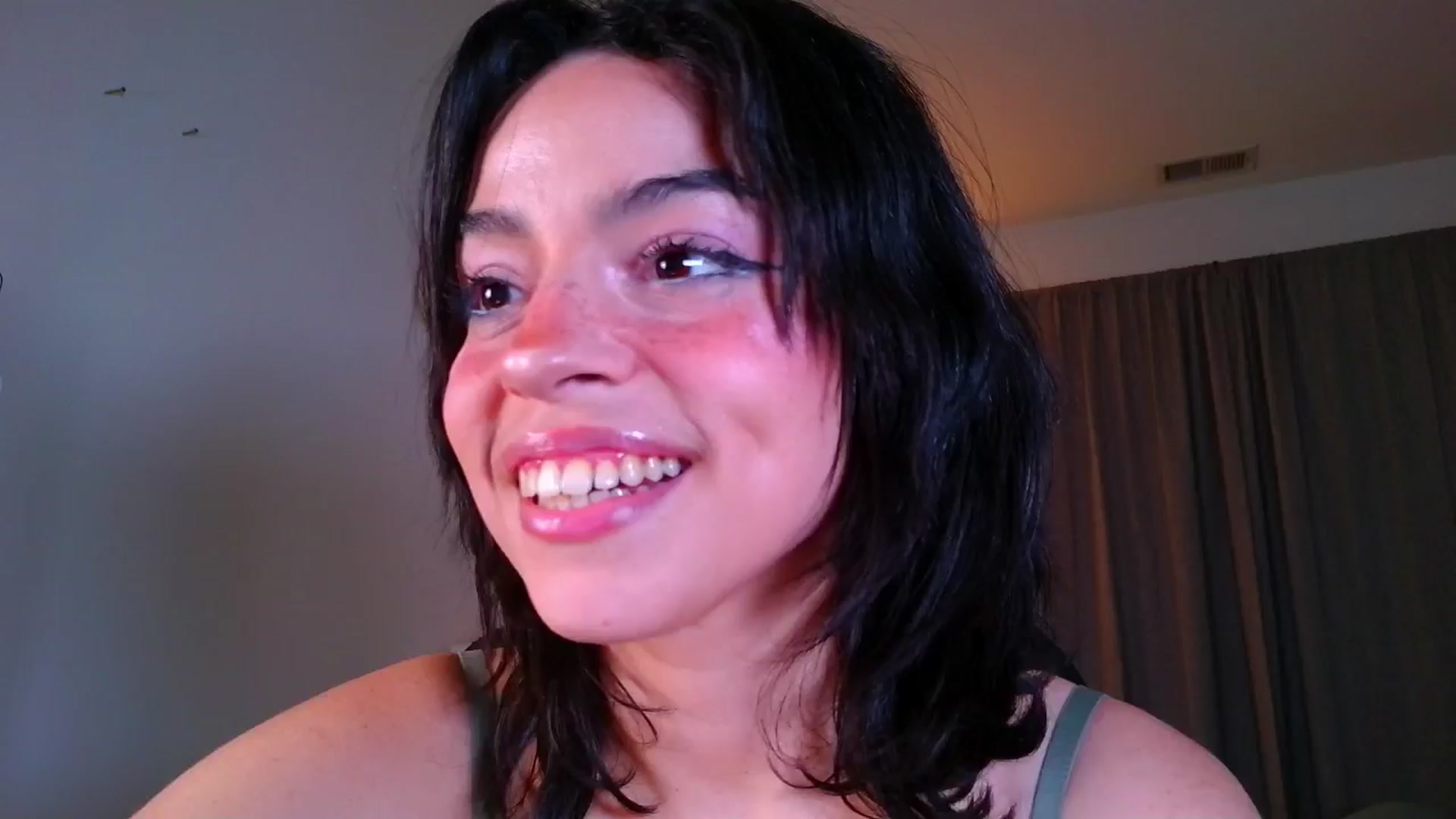 Gallery image thumbnail from Amyheaven_'s myfreecams stream on, 10/26/2025, 09:13 image 9 of 20