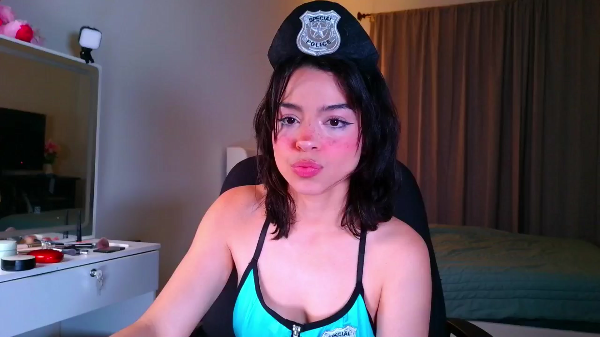 Gallery image thumbnail from Amyheaven_'s myfreecams stream on, 10/29/2025, 08:48 image 20 of 20