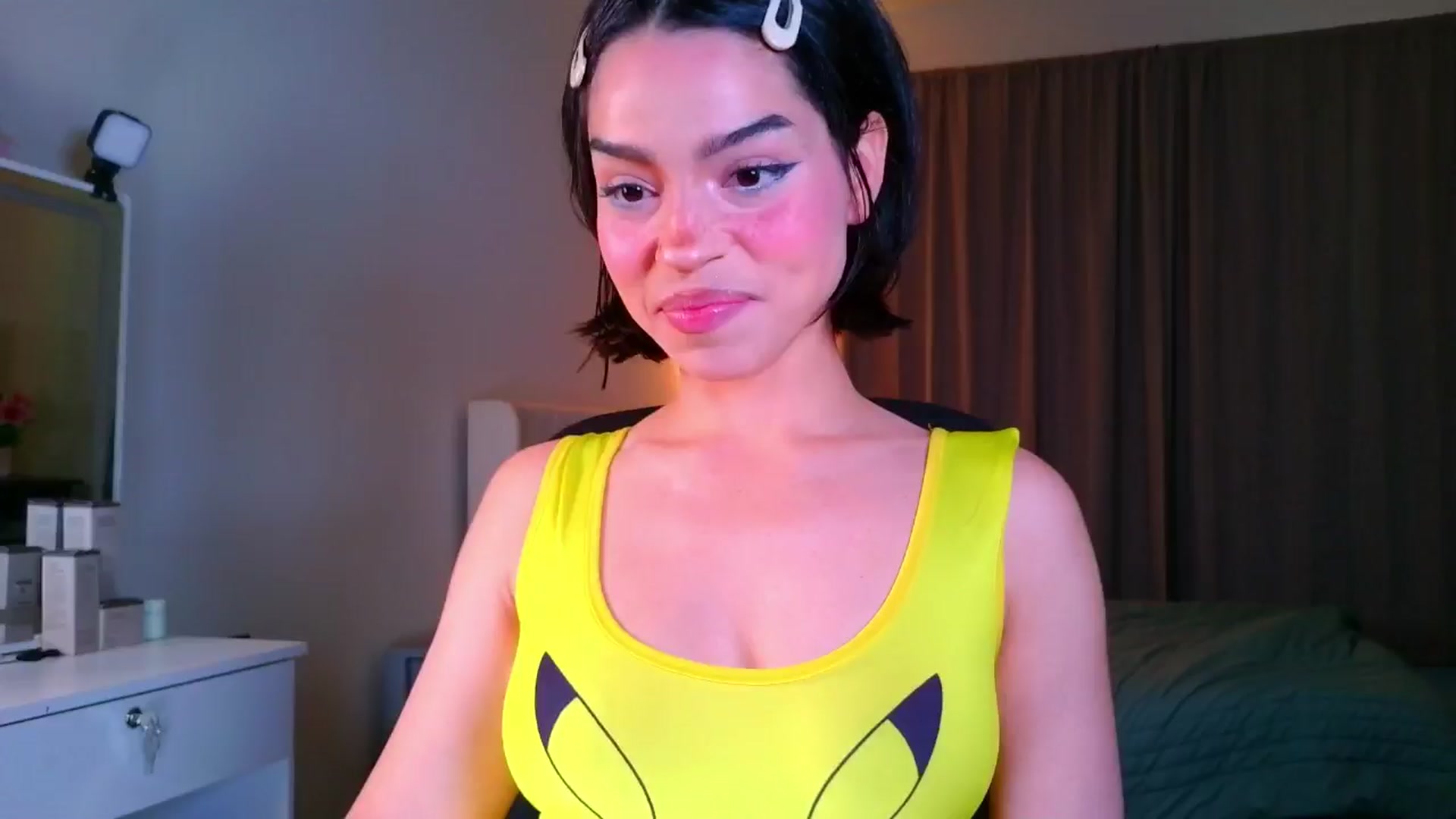 Gallery image thumbnail from Amyheaven_'s myfreecams stream on, 11/13/2025, 18:31 image 8 of 20