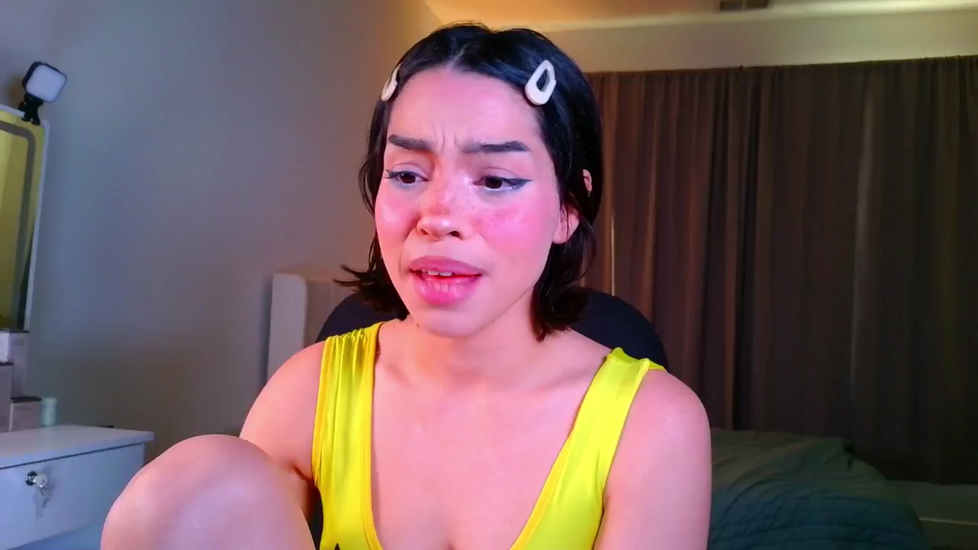 Gallery image thumbnail from Amyheaven_'s myfreecams stream on, 11/13/2025, 18:31 image 19 of 20