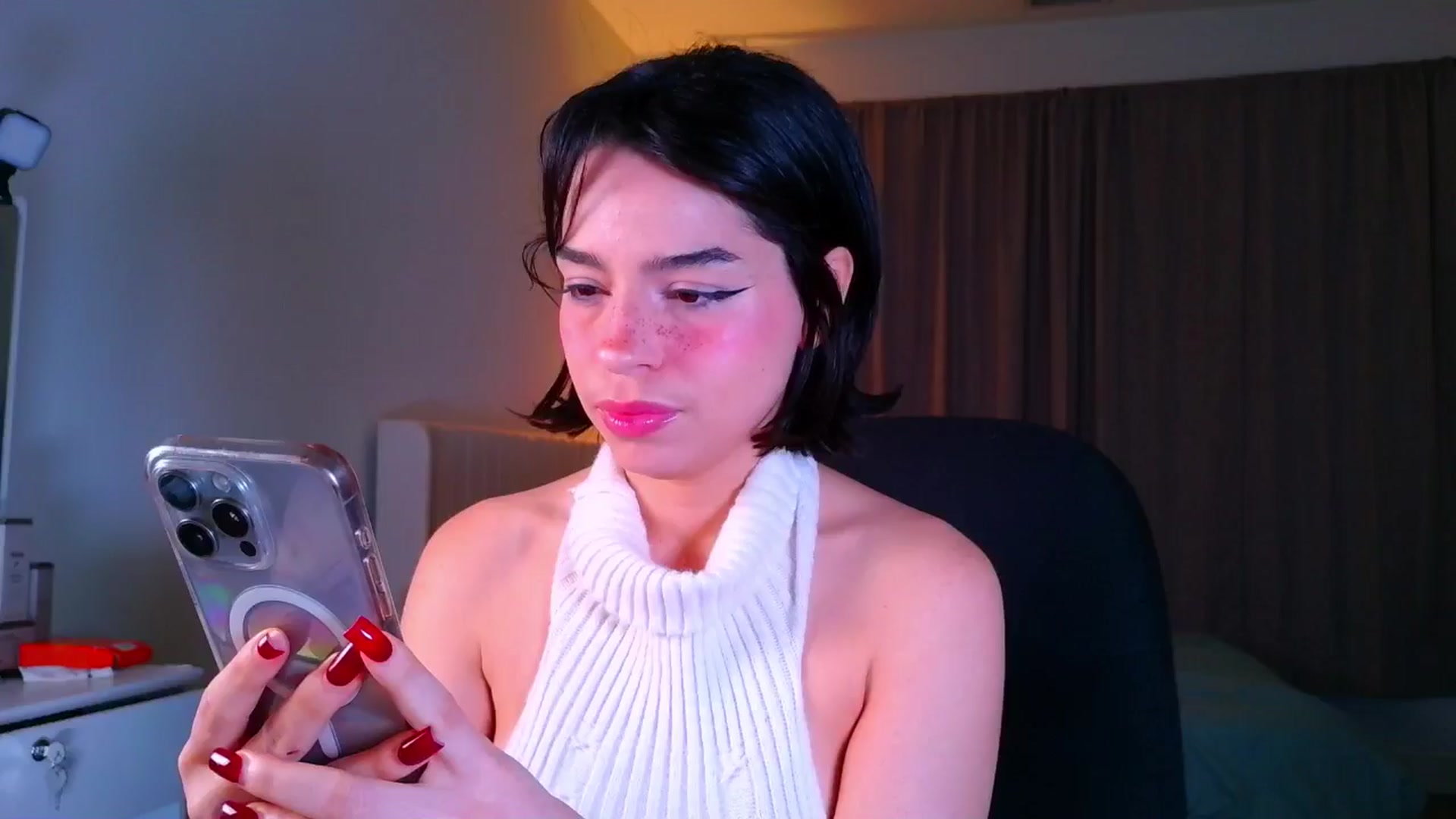 Gallery image thumbnail from Amyheaven_'s myfreecams stream on, 11/15/2025, 10:57 image 9 of 20