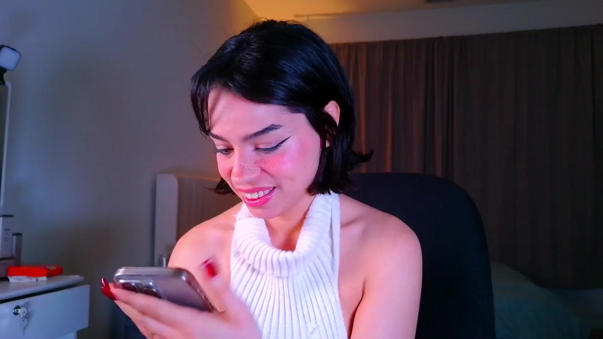 Gallery image thumbnail from Amyheaven_'s myfreecams stream on, 11/15/2025, 10:57 image 11 of 20