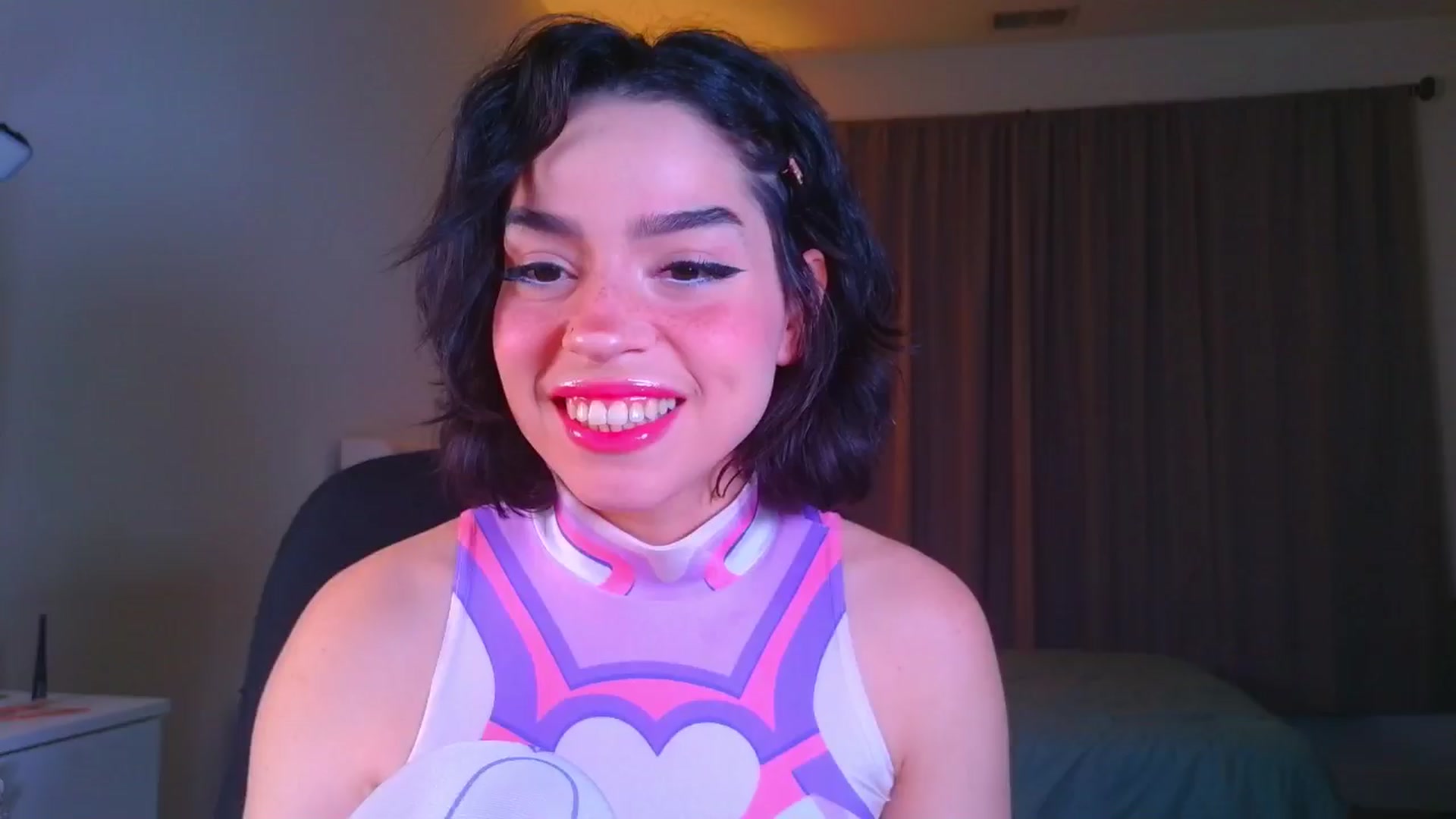 Gallery image thumbnail from Amyheaven_'s myfreecams stream on, 12/14/2025, 08:42 image 12 of 20