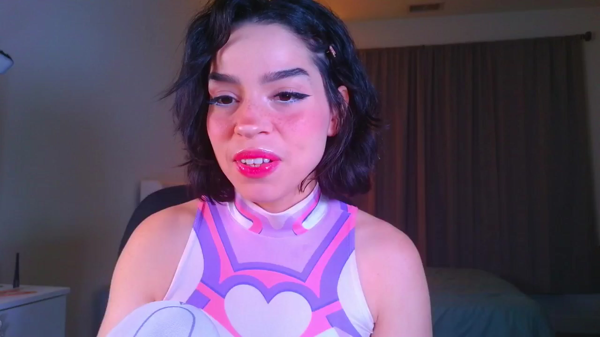 Gallery image thumbnail from Amyheaven_'s myfreecams stream on, 12/14/2025, 08:42 image 9 of 20