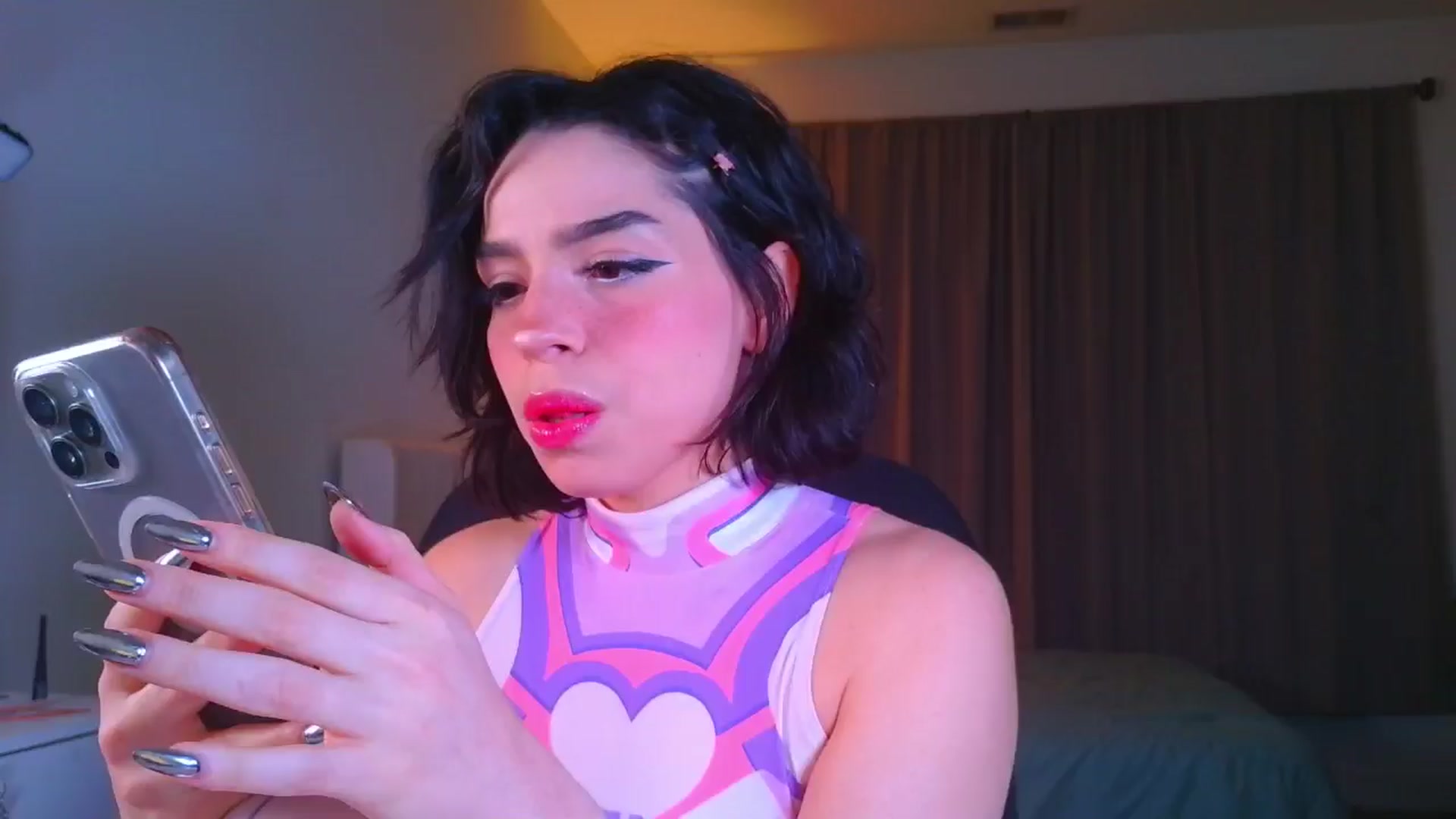 Gallery image thumbnail from Amyheaven_'s myfreecams stream on, 12/14/2025, 08:42 image 16 of 20