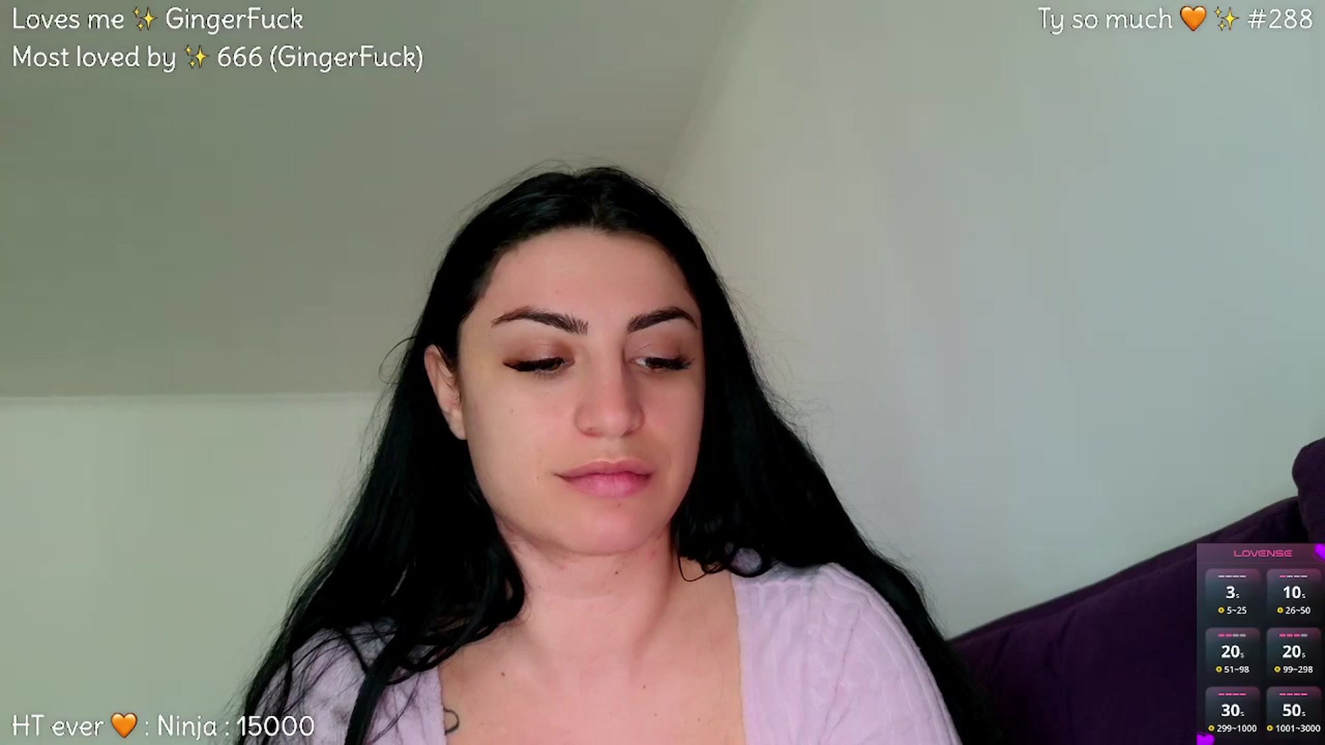 Gallery image thumbnail from Amystique's myfreecams stream on, 04/25/2026, 14:35 image 17 of 20