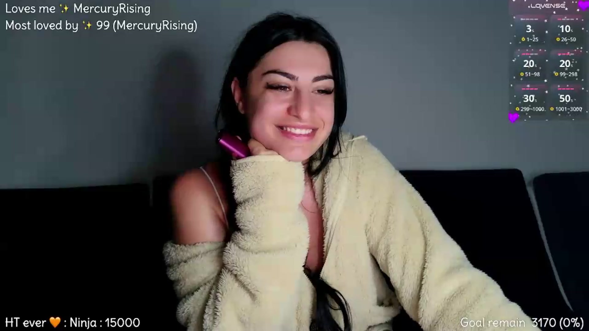 Gallery image thumbnail from Amystique's myfreecams stream on, 05/07/2026, 01:23 image 16 of 20